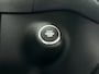 Volvo XC40 B4 Plus Dark Parkeercamera | Stoel- en Stuurverwarming | Harman Kardon | Trekhaak