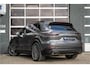 Porsche Cayenne 3.0 E-Hybrid Pano,14 weg, Soft-Close, Lucht-V, Bose, Head-Up, PDLS, 21LM, 360,