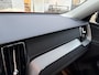 Volvo XC60 2.0 T6 Plug-in hybrid AWD Ultra Dark | Panoramadak | Trekhaak | 360° Camera | Google Services | Harman-Kardon | Adaptive Cruise Control