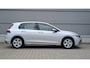Volkswagen Golf 1.0 TSI 110pk Life | Navigatie | App connect | Adaptive Cruise