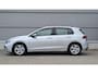 Volkswagen Golf 1.0 TSI 110pk Life | Navigatie | App connect | Adaptive Cruise