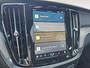 Volvo V60 2.0 T6 Plug-in hybrid AWD Plus Dark | Stoelverwarming | Sportstoelen | Trekhaak | Verwarmbare voorruit |