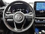 Toyota Yaris Cross 1.5 Hybrid Launch Edition | Stoel + Stuur verwarming | Leder | JBL | Blindspot | SL 18