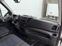 IVECO Daily 35S16 2.3 Bakwagen met achterdeur 3,5t Trekhaak Meubelbak Koffer Airco Cruise Control Camera