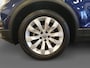 Volkswagen T-Roc 1.5 TSI Style | Navigatie | Bluetooth | Climate control | Adaptive cruise control | Parkeersensoren voor en achter | Apple Carplay / Android Auto |