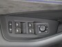 Volkswagen Passat Variant 1.5 eHybrid R-Line Edition | Panoramadak | Trekhaak | Head-up display | Parkeerasisstent | Dodehoek detectie | 360 camera | Black style | Stoelverwarming voor en achter |