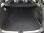 Volkswagen Passat Variant 1.5 eHybrid R-Line Edition | Panoramadak | Trekhaak | Head-up display | Parkeerasisstent | Dodehoek detectie | 360 camera | Black style | Stoelverwarming voor en achter |