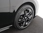 Volkswagen Passat Variant 1.5 eHybrid R-Line Edition | Panoramadak | Trekhaak | Head-up display | Parkeerasisstent | Dodehoek detectie | 360 camera | Black style | Stoelverwarming voor en achter |