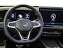 Volkswagen Passat Variant 1.5 eHybrid R-Line Edition | Panoramadak | Trekhaak | Head-up display | Parkeerasisstent | Dodehoek detectie | 360 camera | Black style | Stoelverwarming voor en achter |