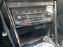 Volkswagen T-Roc 1.5 TSI R-Line / AUTOMAAT/ 2x R-LINE/ PARK. SENSOREN/ IQ. LIGHT/ DODE HOEK/ STOELVERWARM./ DIGITAL DASHBOARD/ APP-CONNECT/ ADAPT. CRUISE/ CLIMA/ DAB/ 18" LMV