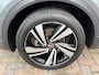 Volkswagen T-Roc 1.5 TSI R-Line / AUTOMAAT/ 2x R-LINE/ PARK. SENSOREN/ IQ. LIGHT/ DODE HOEK/ STOELVERWARM./ DIGITAL DASHBOARD/ APP-CONNECT/ ADAPT. CRUISE/ CLIMA/ DAB/ 18" LMV