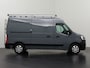 Renault Master 2.3DCi 135PK L2H2 | Imperiaal | Trekhaak | Navigatie | 3-Persoons | Airco | Cruise