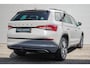 Skoda Kodiaq 2.0 TSI 4x4 Sportline Business / Nederlandse Auto / Eerste Eigenaar / Electrisch Schuifdak / Electrische trekhaak / Adaptieve Cruise Control / Electrisch verstelbare bestuurdersstoel /Navigatie / Apple Car Play / Parkeercamera