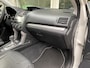Subaru Forester 2.0 Luxury NEDERLANDS DEALER GELEVERD 1/E EIGENAAR. Stoelverwarming/Lederen bekleding met lederen pook en stuur/Cruise controle/Climate controle/Achteruitr. camera/Start stop syst./Multifunct. stuur/Elektr. verst.b. verw. spiegels/Mistlampen v