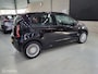Volkswagen Up! 1.0 high up! Cruise/Airco/PDC/Navi/Rijklaar!