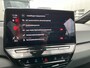 Volkswagen ID.3 Life 58 kWh / Navigatie / Parkeersensoren / Stoelverwarming / Parkeer sensoren **