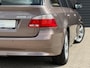 BMW 5-Serie Touring 525xi High Executive Aut.-6 | 1e eig. | volledig gedocumenteerd, bijzondere opties | Youngtimer | Bijtellingsvriendelijk! |