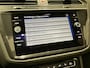 Volkswagen Tiguan Allspace 1.5 TSI Highline Business R 150 PK | Automaat | R-Line Exterieur | Apple Carplay | Panoramadak | Trekhaak | Digital Cockpit Pro | Stoelverwarming | Half-Lederen Bekleding | Elektrische Achterklep | Dodehoeksensoren | Stoelverwarming | Stuurwielverwarming |
