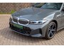 BMW 3-Serie 330e xDrive Touring | M-Sport Pano 360 HuD HK Keyless AdapLED