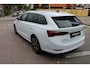 Skoda Octavia Combi 1.4 TSI iV PHEV 204pk STYLE DSG Automaat / Navigatie / LM 18 inch / LED / Park Assist / Camera / Head up display