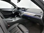 BMW 5-Serie 530e iPerformance M Sport | 340 PK! | Automaat | 360 Camera | Navigatie | Bowers & Wilkins Surround | Soft Close | Zonnescherm |  Sfeerverlichting | Adaptieve Cruise Control | Leder | Memory Seats | Heads Up Display | Climate Control | Stoel- Stuurverwarming | Elektrische Achterklep | 664M 19" Lichtmetalen Velgen! |