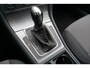 Volkswagen Golf 1.2 TSI DSG Carplay Cruise Navi Clima Trekhk