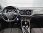 Volkswagen T-Roc 1.5 TSI Style Business 150 PK | Automaat | Navigatie | Parkeersensoren | Stoelverwarming | Stoelpakket | Adaptive Cruise Control | Apple Carplay | Android Auto | Privacy glas |