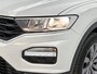 Volkswagen T-Roc 1.5 TSI Style Business 150 PK | Automaat | Navigatie | Parkeersensoren | Stoelverwarming | Stoelpakket | Adaptive Cruise Control | Apple Carplay | Android Auto | Privacy glas |