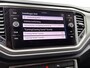 Volkswagen T-Roc 1.5 TSI Style Business 150 PK | Automaat | Navigatie | Parkeersensoren | Stoelverwarming | Stoelpakket | Adaptive Cruise Control | Apple Carplay | Android Auto | Privacy glas |