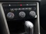 Volkswagen T-Roc 1.5 TSI Style Business 150 PK | Automaat | Navigatie | Parkeersensoren | Stoelverwarming | Stoelpakket | Adaptive Cruise Control | Apple Carplay | Android Auto | Privacy glas |