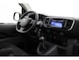 Toyota ProAce Worker Long 2.0 D-4D Live | Trekhaak | Lat om lat | Apple Carplay / Android Auto | 3-zits | Camera | Cruise Control | Airco | Betonplex