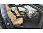 Volvo XC60 2.0 T6 PheV AWD Ultra Bright 20” Wielen - Panoramadak - Lighting – Head up - B&W Audio - 360 Cam - Alarm - Climate - Privacy Glass – RC20 Interieur  - Massage stoelen - Donkere hemel