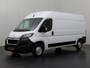 Peugeot Boxer 2.2BlueHDi 120PK L3H2 Premium | Navigatie | Airco | Camera | 3-Persoons | Betimmering