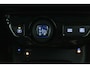 Toyota Prius 1.8 Dynamic | Trekhaak | Head Up Display | Navigatie | Stoelverwarming |