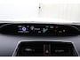 Toyota Prius 1.8 Dynamic | Trekhaak | Head Up Display | Navigatie | Stoelverwarming |