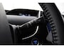 Toyota Prius 1.8 Dynamic | Trekhaak | Head Up Display | Navigatie | Stoelverwarming |