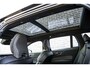 Volvo V60 2.0 T6 Plug-in hybrid AWD Plus Dark | Trekhaak | Adaptive Cruise Control | Panoramadak | 360 Camera | Harman/Kardon | Stuurverwarming | Stoelverwarming voor & achter | Power Seats | Sportstoelen |