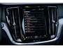 Volvo V60 2.0 T6 Plug-in hybrid AWD Plus Dark | Trekhaak | Adaptive Cruise Control | Panoramadak | 360 Camera | Harman/Kardon | Stuurverwarming | Stoelverwarming voor & achter | Power Seats | Sportstoelen |