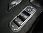 Mercedes-Benz A-klasse 180 Business Solution AMG | Panoramaschuifdak | Premium Plus | Nightpakket | 19"Multispaak AMG velgen | Stoelverwarming |  360° camera | Head-up display |