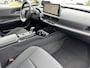 Toyota Prius 2.0 Plug-in Executive | Carplay | 19 inch LM-velgen | Dode hoek waarschuwing | Parkeersensoren |