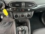 Fiat Tipo Cross Stationwagon 100pk Red