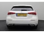 Mercedes-Benz A-klasse 200 Premium 2018 Camera | Lederen bekleding | Stoelverwarming | Cruise control | Navigatie | LED | Lichtmetaal | Digitaal dashboard | PDC | Bluetooth