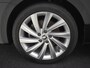 Skoda Octavia Combi 1.4 150 kW / 204 pk PHEV | Elektrische Stoelen incl Memory l Leder l Stoel ventilatie l Stoelverwarming l Dodehoek waarschuwing l