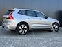Volvo XC60 2.0 T6 Plug-in hybrid AWD Ultra Dark Luchtvering / Head-up display / 360 camera / panorama dak / trekhaak / 20 inch wielen / stoel- en stuurverwarming / Harman Kardon audio