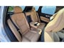 Volvo XC60 2.0 T8 PHEV AWD Ultra Dark Luchtvering - Bowers Wilkins Sound - 22 Licht metalen Wielen - Gelamineerde zijruiten - Massage functie voorstoelen - Alarm - Climate - RC20 Lederen interieur