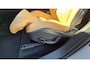 Volvo XC60 2.0 T8 PHEV AWD Ultra Dark Luchtvering - Bowers Wilkins Sound - 22 Licht metalen Wielen - Gelamineerde zijruiten - Massage functie voorstoelen - Alarm - Climate - RC20 Lederen interieur