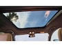 Volvo XC60 2.0 T8 PHEV AWD Ultra Dark Luchtvering - Bowers Wilkins Sound - 22 Licht metalen Wielen - Gelamineerde zijruiten - Massage functie voorstoelen - Alarm - Climate - RC20 Lederen interieur