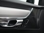 Volvo V90 2.0 T8 Plug-in hybrid AWD Ultra Dark | 360° Camera | Harman Kardon | Head-Up | Panoramadak | Adaptive Cruise | BLIS | Lederen Dashboard