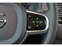 Volvo XC90 T8 Recharge AWD Plus Bright - LONG RANGE - Panorama/schuifdak - IntelliSafe Assist & Surround - 360º Camera - Harman/Kardon audio - Adaptieve LED koplampen - Verwarmde voorstoelen, stuur & achterbank - Parkeersensoren voor & achter - Elektr. bedienb. voorstoelen met geheugen - Head up display - Draadloze tel. lader - Extra getint glas - 20' LMV
