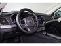 Volvo XC90 T8 Recharge AWD Plus Bright - LONG RANGE - Panorama/schuifdak - IntelliSafe Assist & Surround - 360º Camera - Harman/Kardon audio - Adaptieve LED koplampen - Verwarmde voorstoelen, stuur & achterbank - Parkeersensoren voor & achter - Elektr. bedienb. voorstoelen met geheugen - Head up display - Draadloze tel. lader - Extra getint glas - 20' LMV